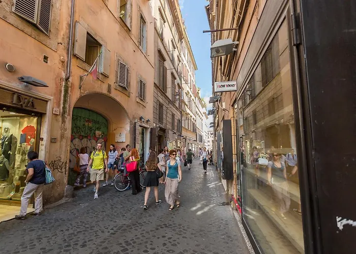 The Spanish Campo De' Fiori Oda ve Kahvaltı 3*